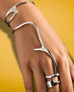 Spinecast Hand Accessory