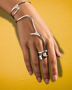 Spinecast Hand Accessory